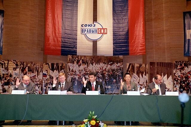 Партийное строительство на благо Отчизны.