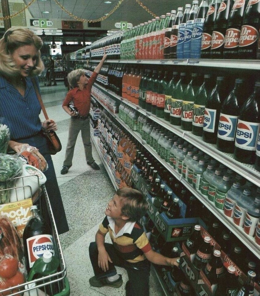 Отдел напитков, 1980 год, США