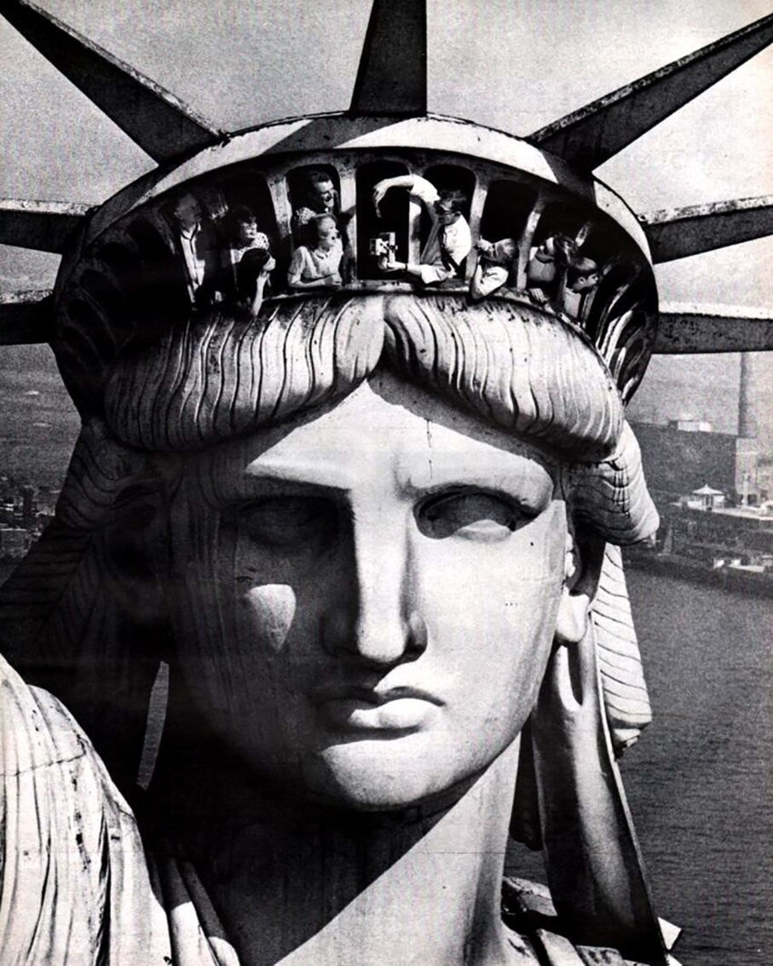 Туристы на смотровой площадке статуи Свободы. Нью-Йорк. США. 60-е