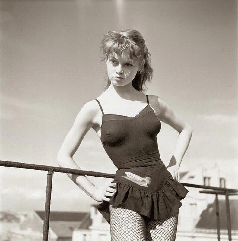 18-летняя Бриджит Бардо, 1952 г.