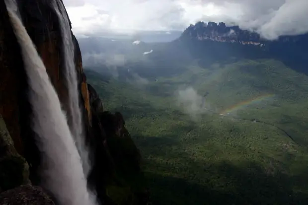 Анхель - самый высокий водопад в мире