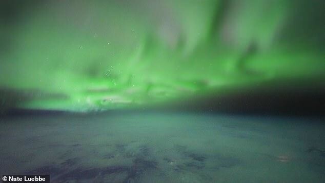 Фотограф запечатлел северное сияние, запустив камеру в стратосферу