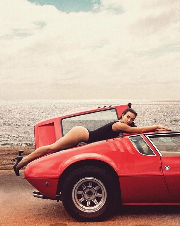 1988. США. Девушка снимается в рекламе нового De Tomaso Mangusta