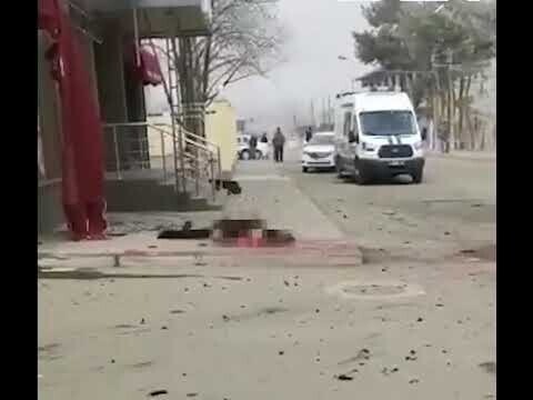 В Карачаево-Черкесии террорист-камикадзе подошёл к зданию ФСБ и взорвался 