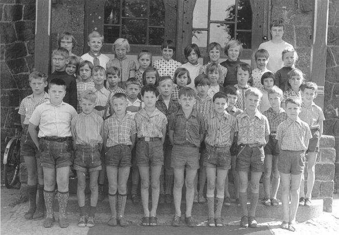 1968