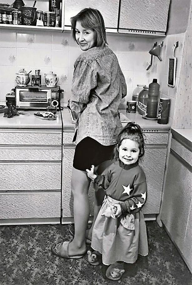 Лариса Удовиченко с дочерью Машей.