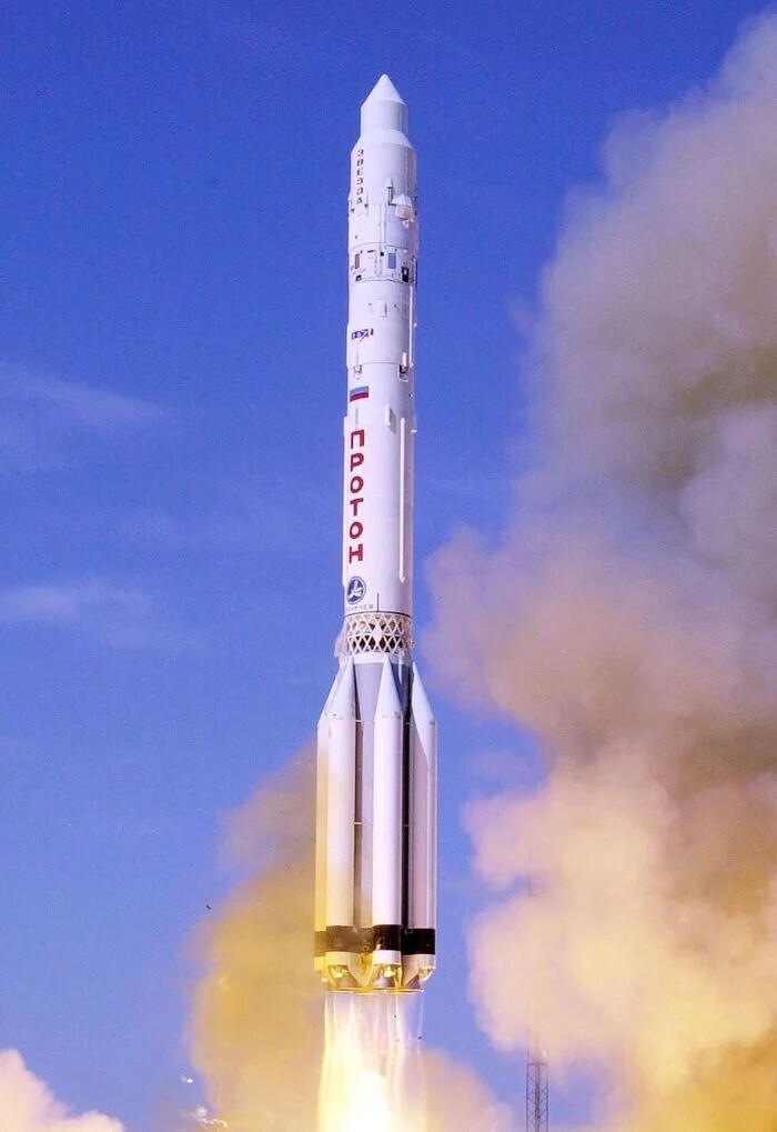 Рогозин рассказал о супертяжелой ракете в два раза мощнее "Протона"