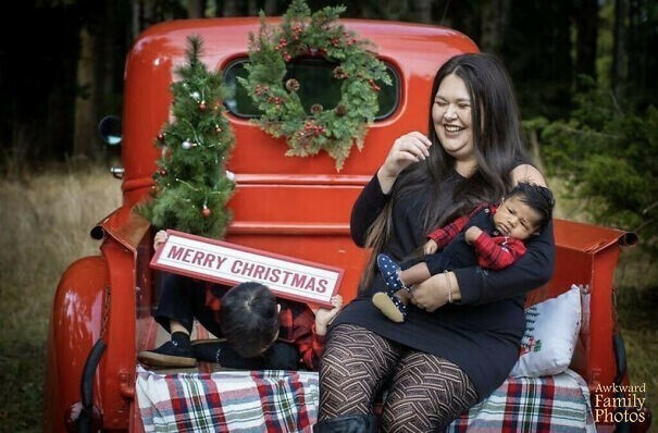 "Хотела сделать рождественское фото с моими мальчишками, но оба наотрез отказались сотрудничать"