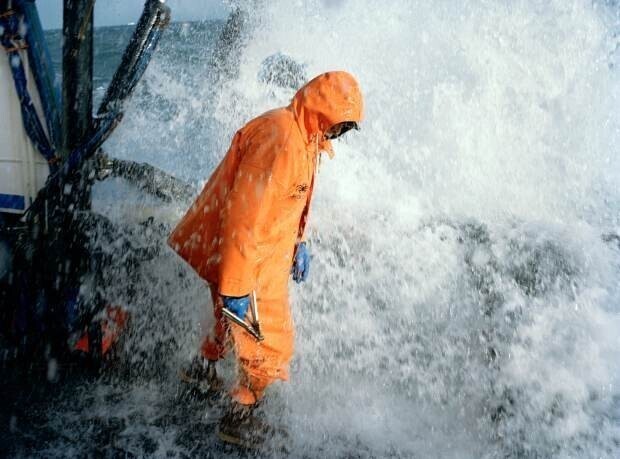 Одной из самых опасных профессия в мире является профессия рыбака