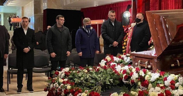 Похороны мэра Харькова Геннадия Кернеса. Человека и политика, личности весьма неоднозначной