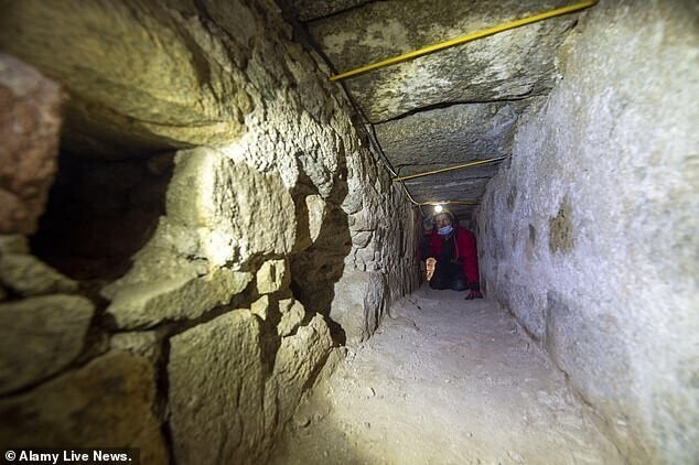 Чешские археологи обнаружили гвоздь с распятия Христа