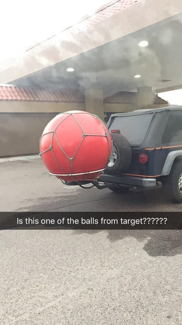 1. «Это что, шар из магазина «Target»?»