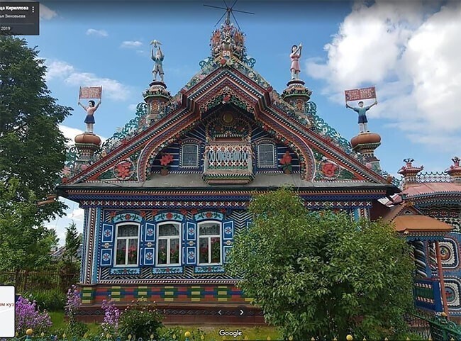 Необычный дом, построенный русским кузнецом
