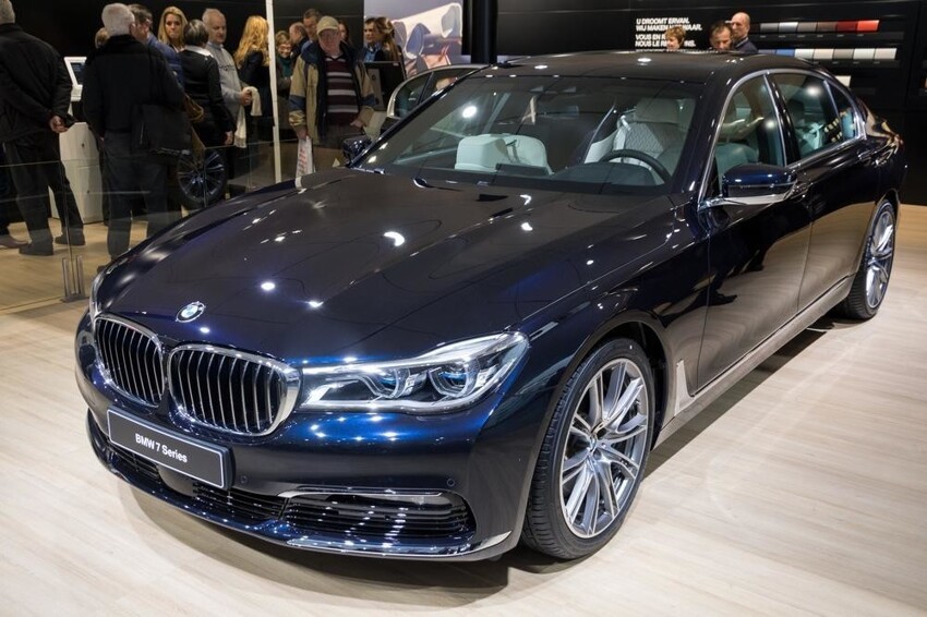 Как сдержанный немецкий BMW стал разудалым российским «бумером»?