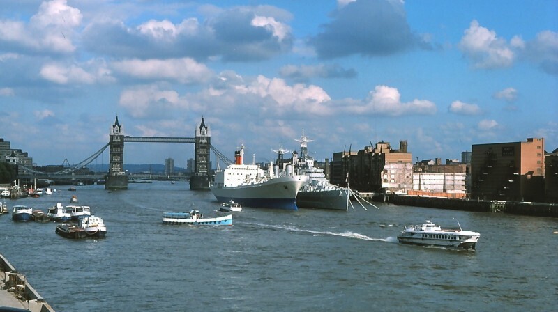 "Ракета" на Темзе, август 1975 года, Лондон