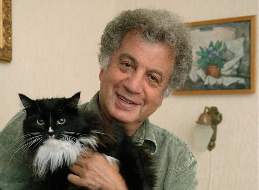 Автор книг для детей и драматург Александр Курляндский умер на 83 году жизни после продолжительной болезни