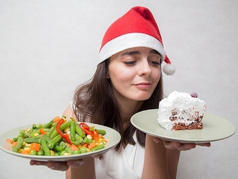 Правильное питание после праздников: как вернуться к привычному режиму?