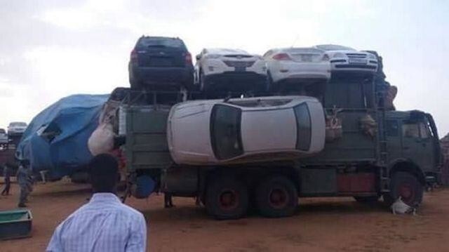 Транспортировка автомобилей в Африке. Почему без упаковочной бумаги?