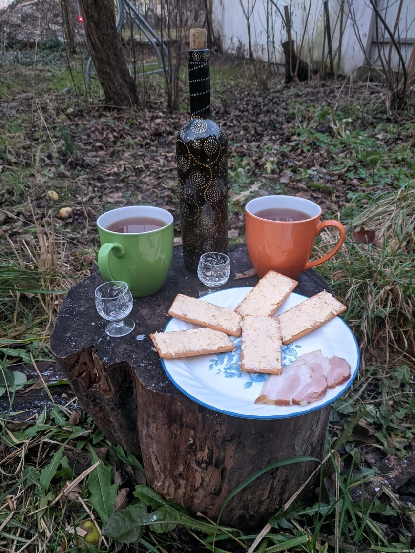 А мы тут курочкой балуемся