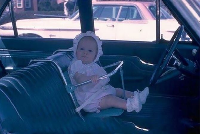 Детские автокресла в середине в 1960-х, которые вряд ли защитили бы ребенка