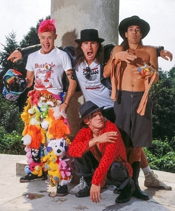 Red Hot Chili Peppers, 1989 год