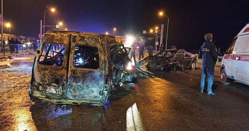 Авария дня. В пожаре после столкновения машин в Чечне погиб водитель