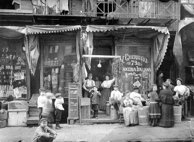 Итальянские иммигранты в Нью-Йорке начала ХХ века