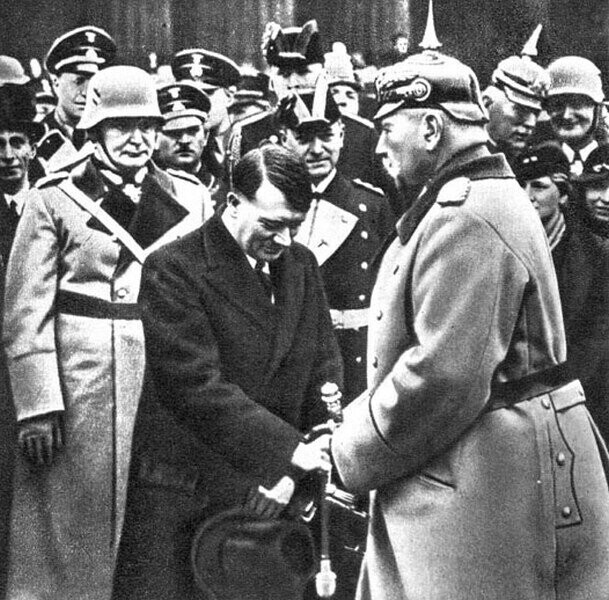 30 января 1933 г. 88 лет назад, - Состоялось назначение Гитлера на пост рейхсканцлера Германии