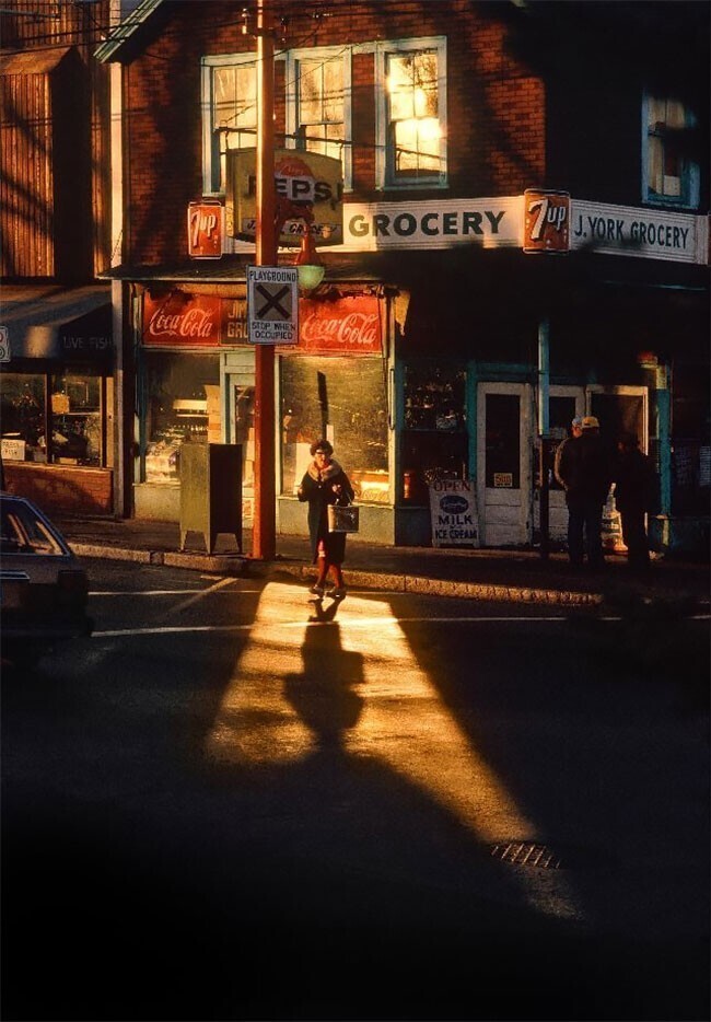 Переходя улицу, 1984 год