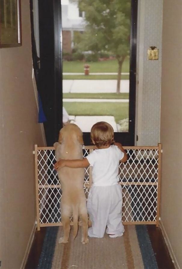 "Мой щенок и я, около 1988 года"