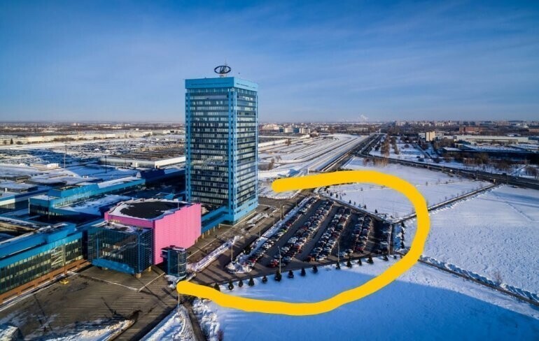 Работникам АвтоВАЗа запретили парковать рядом с заводом авто других брендов