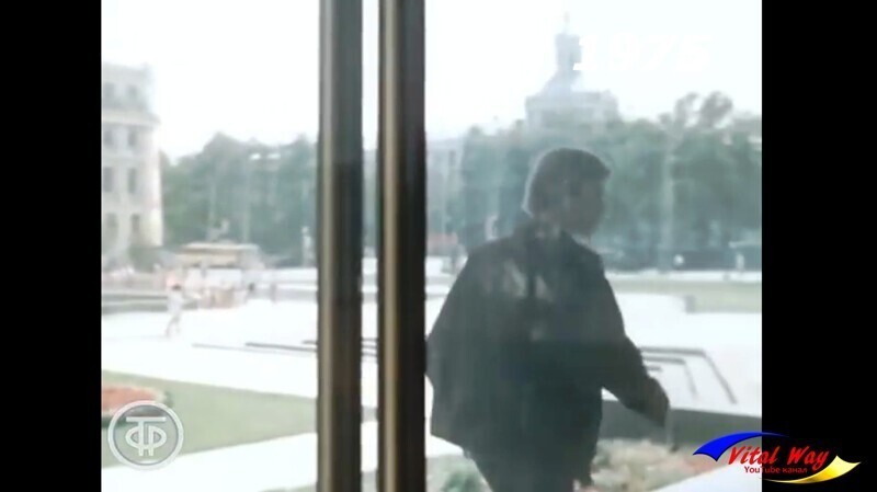 Вид из окна днепропетровского Оперного театра , фильм "Переходим к любви"