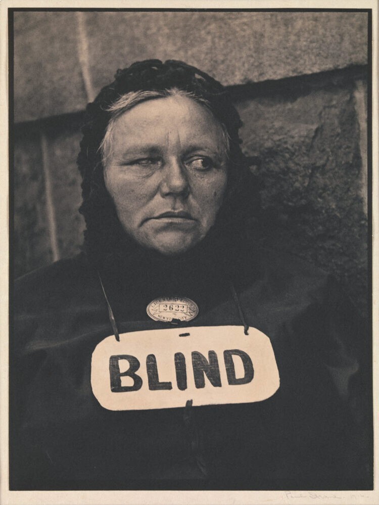 Пол Стрэнд, "Слепая нищенка", 1916 г.