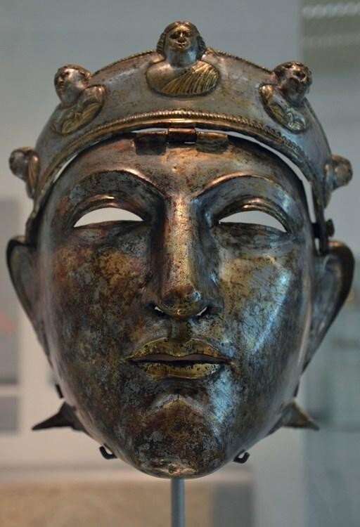 Кавалерийский шлем Неймегена, вторая половина I века, МузейХет Валкхоф , Неймеген (Нидерланды)