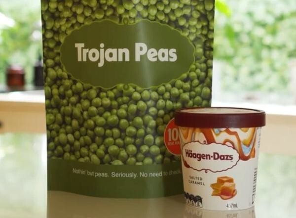 И бонус. Австралийская компания придумала упаковку для мороженного, в виде упаковки для гороха. Чтобы детишки не полезли невзначай и не съели ваше лакомство