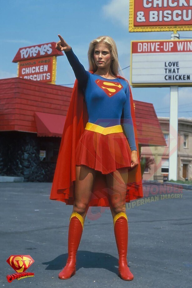 Хелен Слейтер в роли «Супергерл» в фильме 1984 года