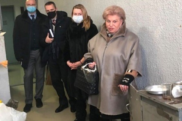 Омбудсменша в BURBERRY