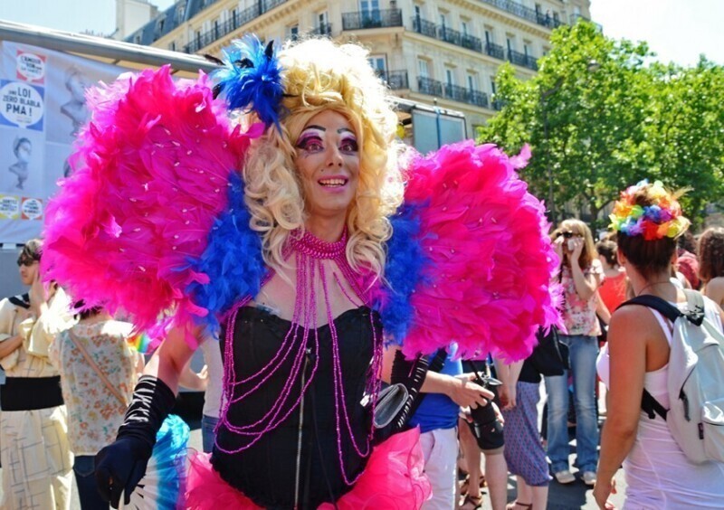 ЛГБТ-истерия в Германии: 185 актеров и актрис совершили каминг-аут