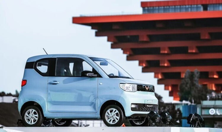 Самым продаваемым в Китае стал электромобиль за $4400. Он имеет запас хода 120 км