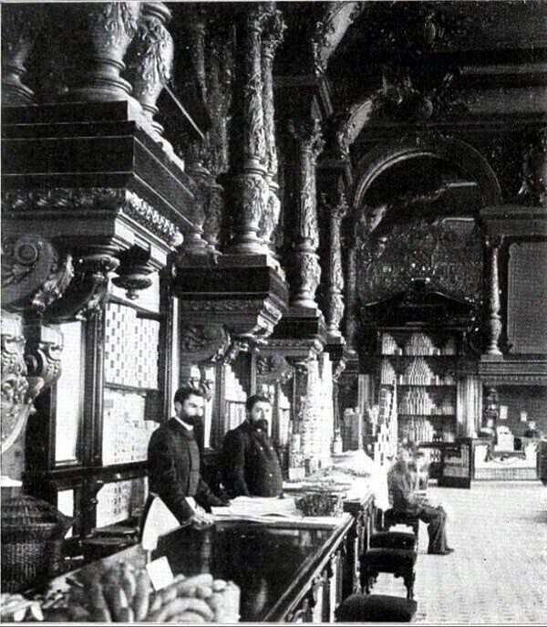 5 февраля 1901 года в Москве на Тверской улице открылся "Магазин Елисеева"