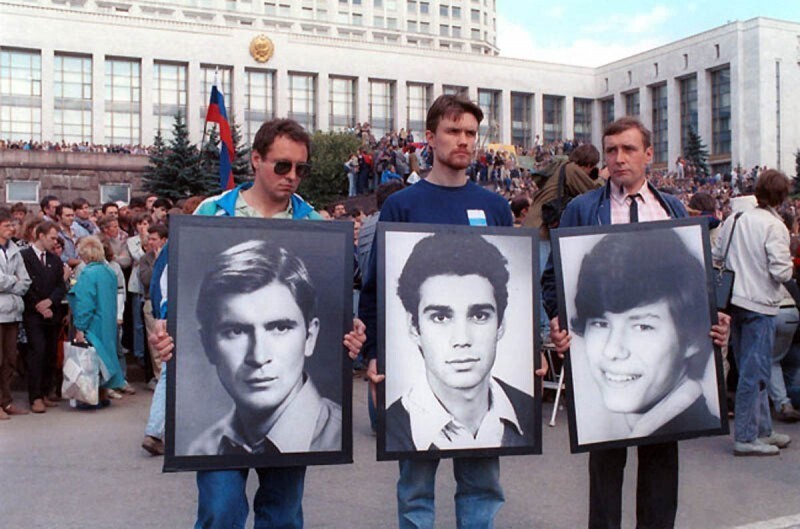 Как погибли три последних "героя" Советского Союза