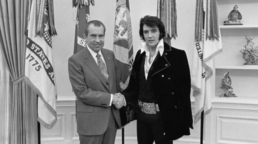 7. Ричард Никсон и Элвис Пресли, 1970 год, Белый дом