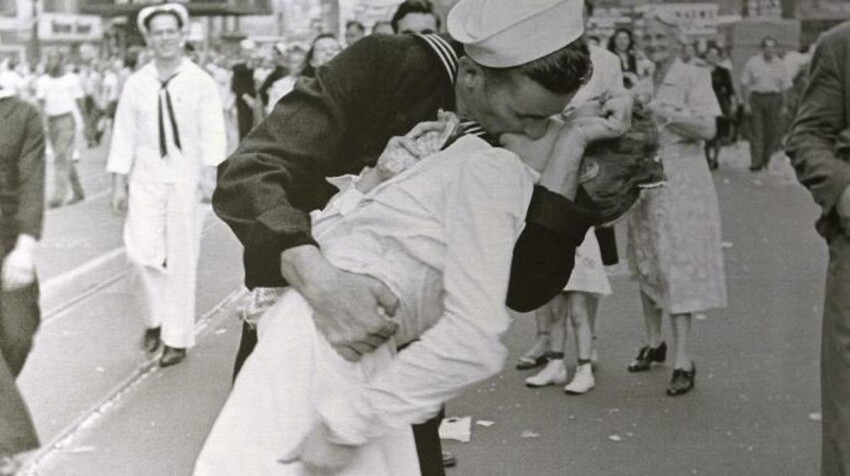 3. «Поцелуй на Таймс-сквер», 1945 год, Нью-Йорк
