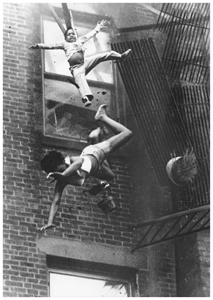 9. «Обрушение пожарной лестницы», 1976 год