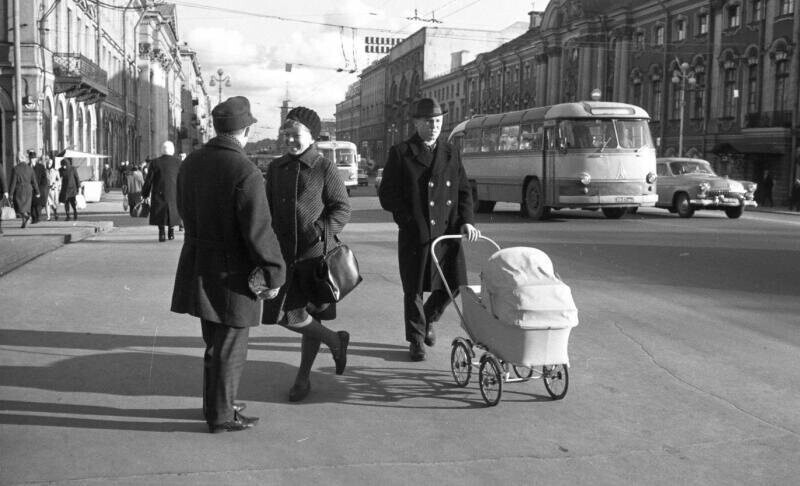 Ленинград 60-х на снимках знаменитого советского фотографа