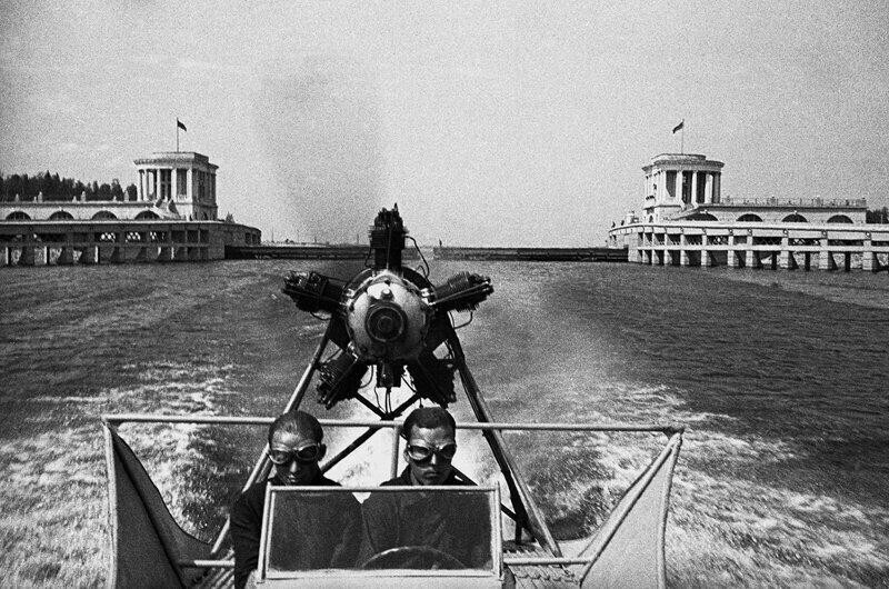 Первый глиссер на канале Москва – Волга, 1937 год