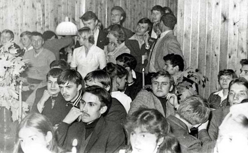Советские женщины в общежитии