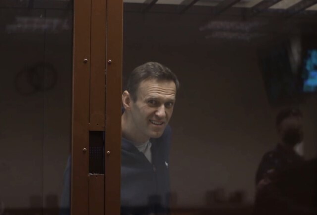 Навальный в зале суда попытался реабилитировать нацизм