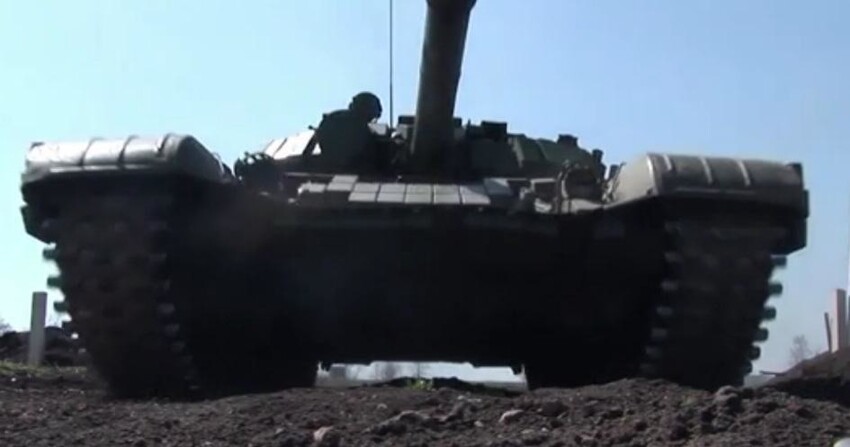 Танкисты продемонстрировали уничтожение бронетехники и живой силы "врага": видео 