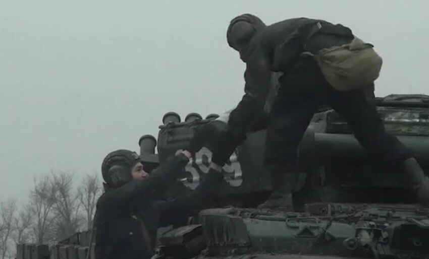 Танкисты продемонстрировали уничтожение бронетехники и живой силы "врага": видео 